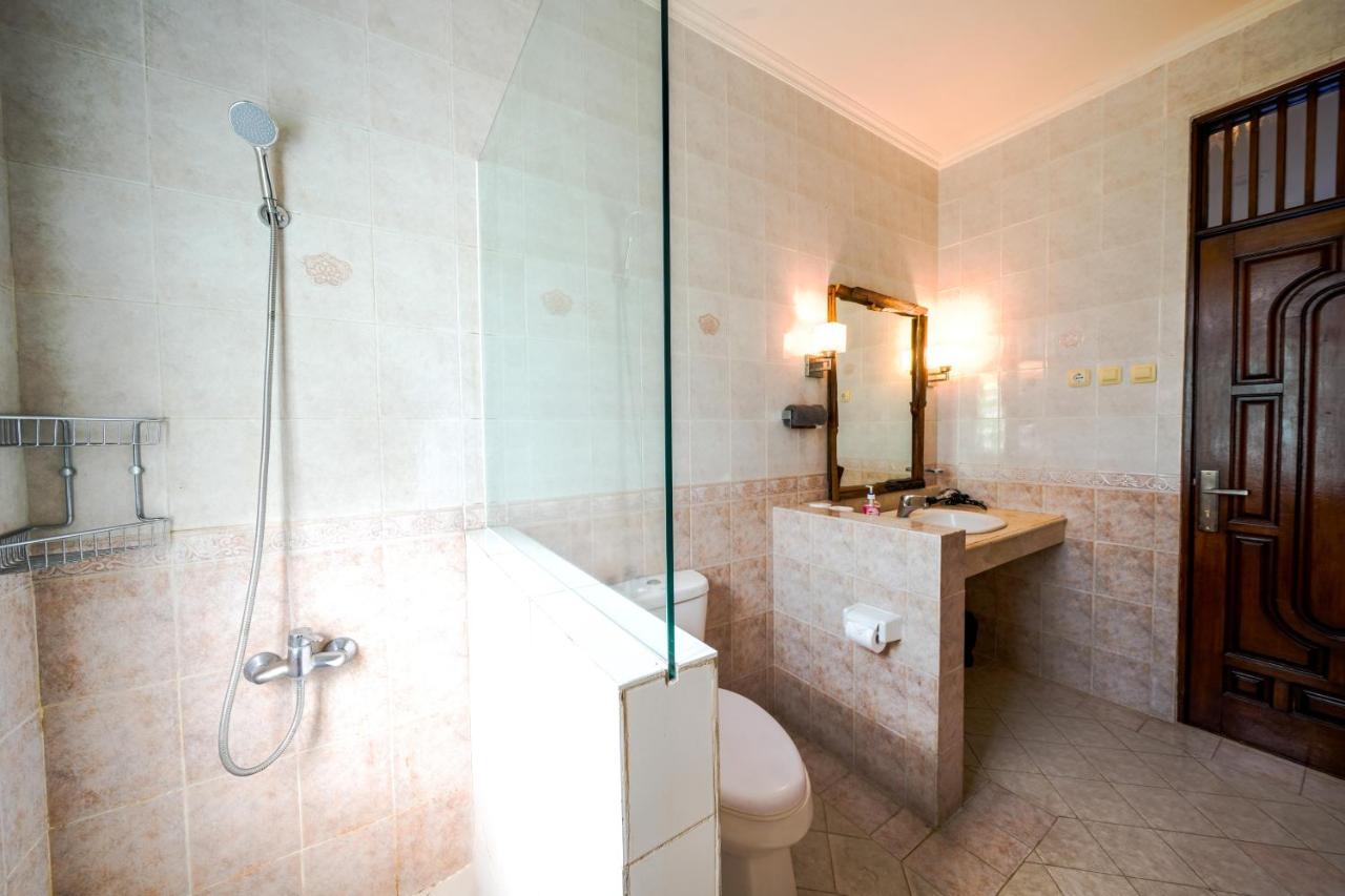 Villa Sanket - Kuta - 6 Bedrooms - 6 Bathrooms - Great Location Exterior foto